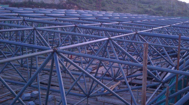 邢台概述网架加工中对钢材的质量的过细恳求
